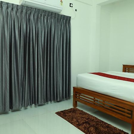 Achoos Residency Hotel Tiruvalla Luaran gambar