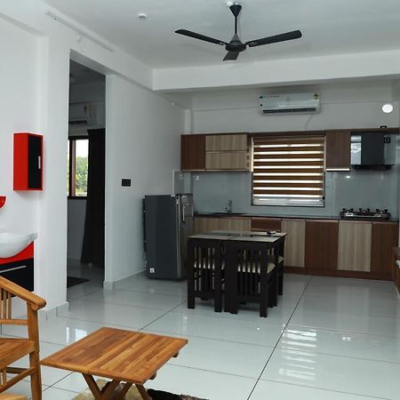 Achoos Residency Hotel Tiruvalla Luaran gambar
