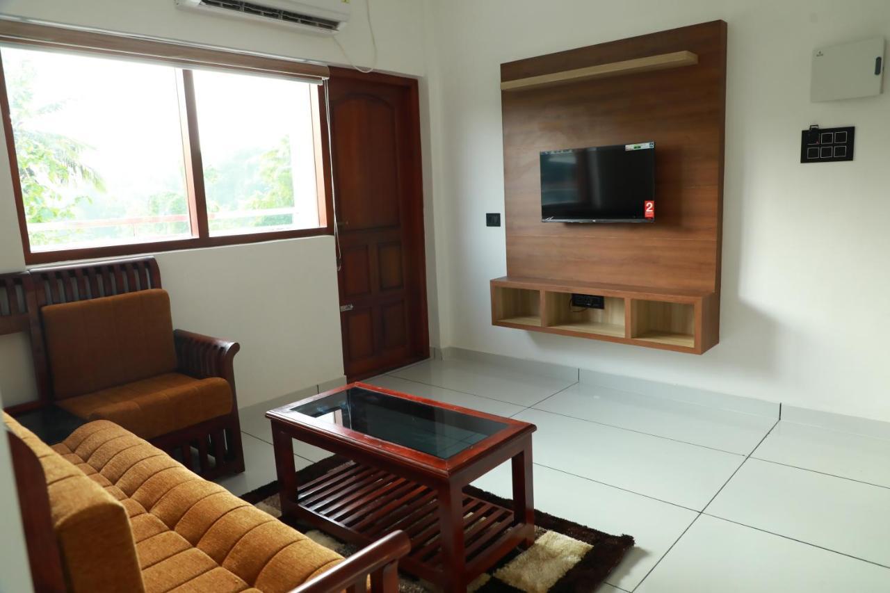 Achoos Residency Hotel Tiruvalla Luaran gambar