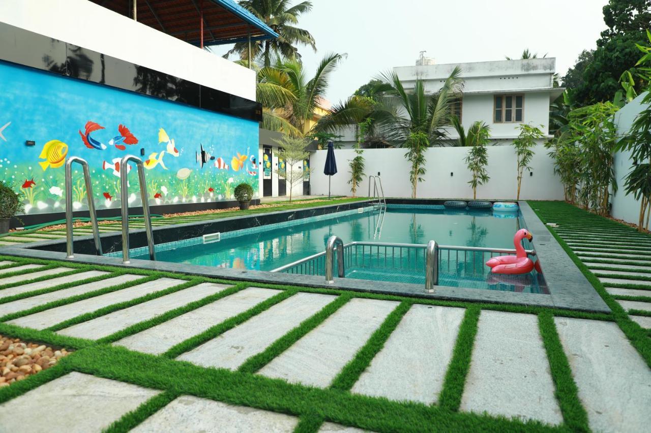 Achoos Residency Hotel Tiruvalla Luaran gambar